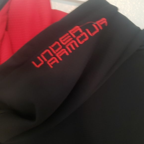 Under Armour Loose Fit Black Red Hooded Sweatshirt Hoodie Large - Picture 6 of 7